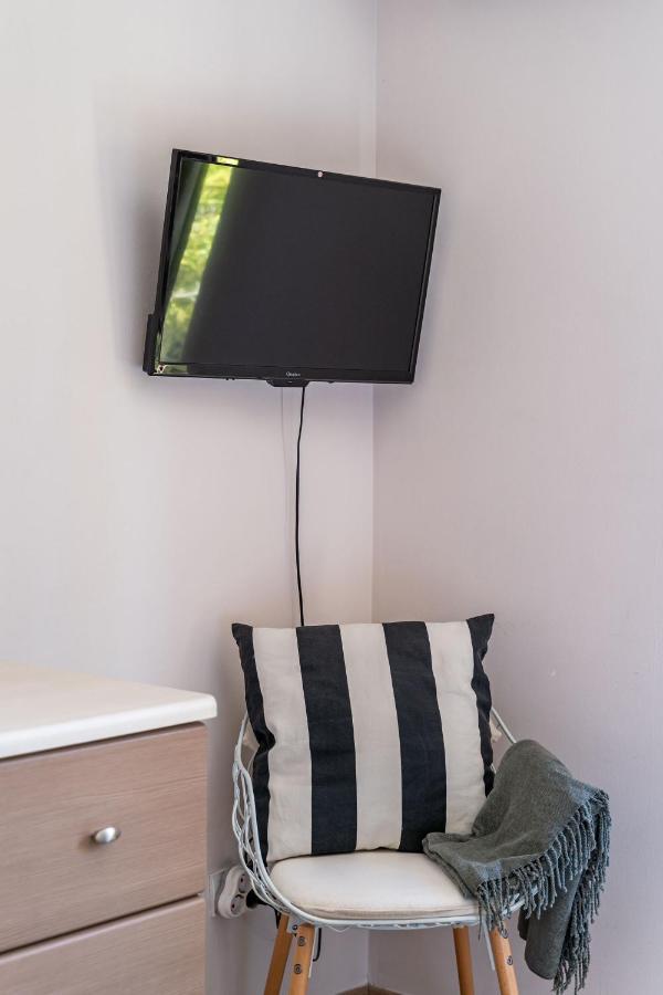 Stay U-Nique Studio Apartment In أوراساك المظهر الخارجي الصورة