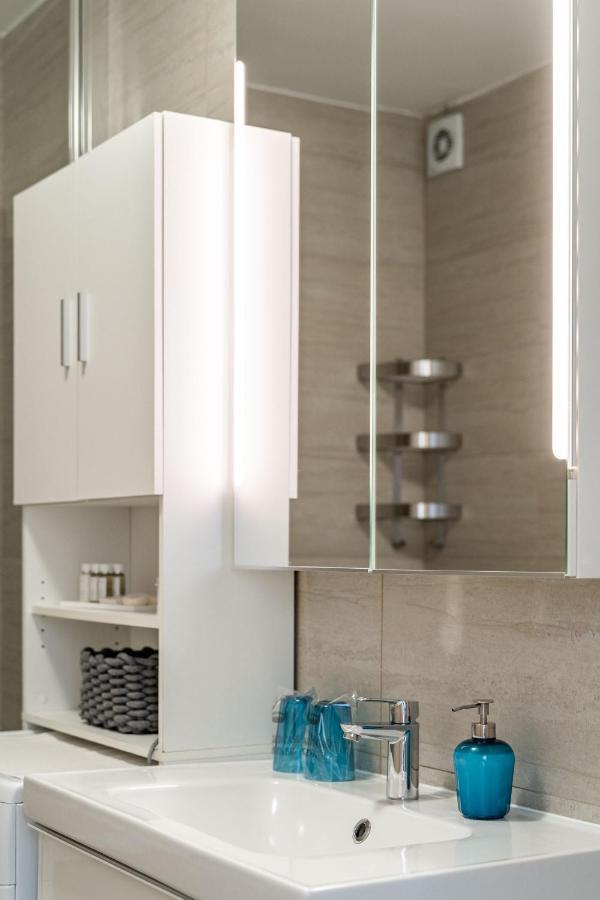 Stay U-Nique Studio Apartment In أوراساك المظهر الخارجي الصورة